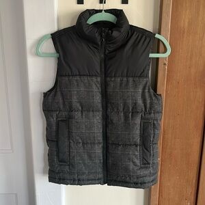 Gapkids puffer vest Size Medium